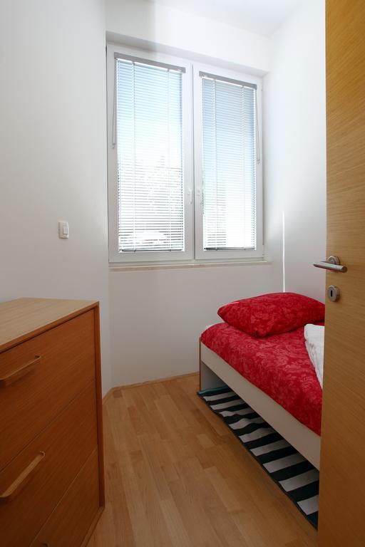 San Simon Sea View Apartment Ll Izola Exterior photo